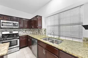 434 Moonlight Way, Irving, TX 75063 - Photo 13