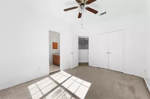 434 Moonlight Way, Irving, TX 75063 - Photo 15