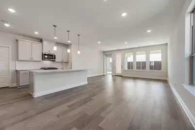 149 Ashbrook Street, Little Elm, TX 75068 - Photo 5