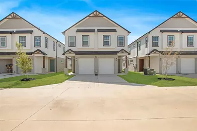 1319 W Main. Street #16, Gun Barrel City, TX 75156 - Photo 5