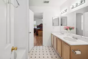 1516 Windy Meadows Dr, Burleson, TX 76028 - Photo 21