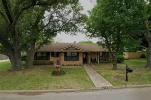 116 Lumpkin Dr, Ennis, TX 75119 - Photo 1
