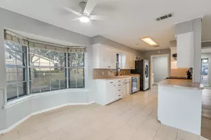 116 Lumpkin Dr, Ennis, TX 75119 - Photo 9