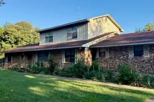 408 E Mulberry St, Leonard, TX 75452 - Photo 1