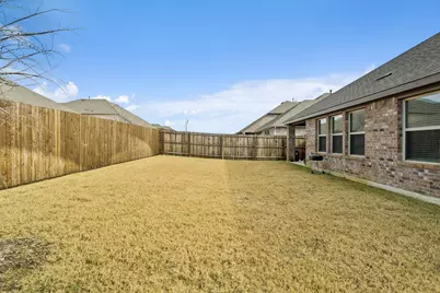 9721 Tinsley Street, Aubrey, TX 76227 - Photo 5