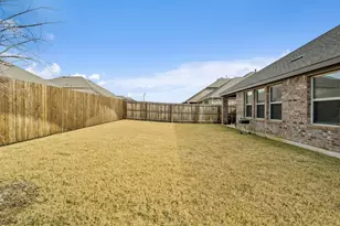 9721 Tinsley St, Aubrey, TX 76227 - Photo 5