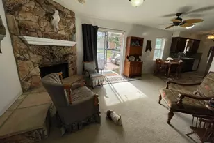 1210 Carroll Dr, Garland, TX 75041 - Photo 5