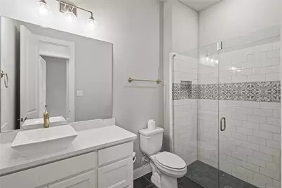 568 Courtyard Lane, Irving, TX 75039 - Photo 21