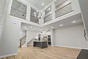 568 Courtyard Ln, Irving, TX 75039 - Photo 7