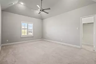 568 Courtyard Ln, Irving, TX 75039 - Photo 11