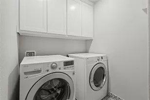 568 Courtyard Ln, Irving, TX 75039 - Photo 15