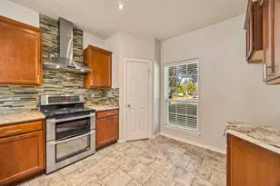 10969 Colonial Heights Ln, Fort Worth, TX 76179 - Photo 9