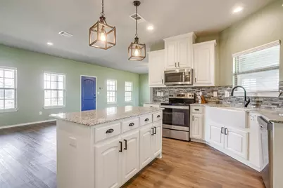 8201 Harvest Drive, Grandview, TX 76050 - Photo 7