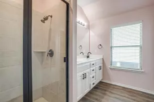 8201 Harvest Dr, Grandview, TX 76050 - Photo 9