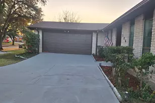 326 E Ferndale Ln, Grand Prairie, TX 75052 - Photo 35