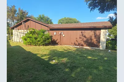 326 E Ferndale Lane, Grand Prairie, TX 75052 - Photo 39