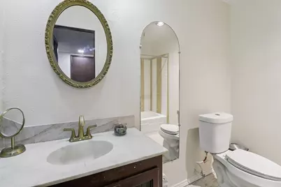 326 E Ferndale Lane, Grand Prairie, TX 75052 - Photo 11