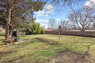 513 W Mc Lain Dr, Sherman, TX 75092 - Photo 29