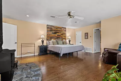 513 W McLain Drive, Sherman, TX 75092 - Photo 15