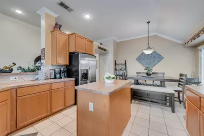 2435 Beachview Drive, Grand Prairie, TX 75054 - Photo 17