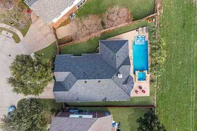 2435 Beachview Drive, Grand Prairie, TX 75054 - Photo 3