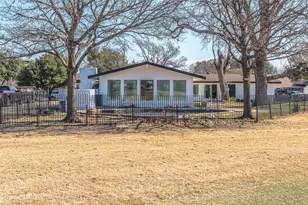 3640 Brookhaven Club Dr, Farmers Branch, TX 75234 - Photo 3