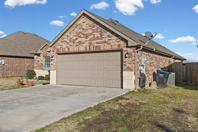 8515 Larry Court, Greenville, TX 75402 - Photo 9