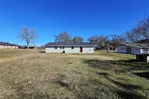 910 Willow Pond Rd, Groesbeck, TX 76642 - Photo 15