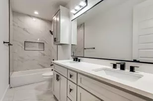 1700 Carriage Creek Dr, DeSoto, TX 75115 - Photo 17