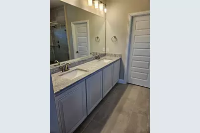 400 Willie's Court, Whitesboro, TX 76273 - Photo 17