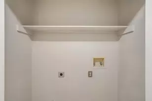 701 Cross Ridge Circle N, Fort Worth, TX 76120 - Photo 19