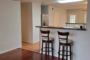 1722 Creekpoint Dr, Lewisville, TX 75067 - Photo 3