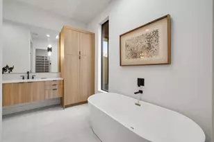 3832 Blue Trace Ln, Farmers Branch, TX 75244 - Photo 25