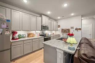 1244 Alamo Dr, Lewisville, TX 75077 - Photo 13