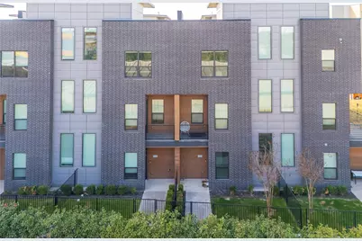 2000 Park Avenue #110, Dallas, TX 75215 - Photo 1