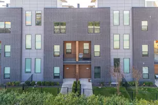 2000 Park Ave, Dallas, TX 75215 - Photo 1