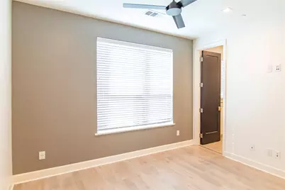 2000 Park Avenue #110, Dallas, TX 75215 - Photo 19