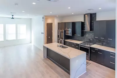 2000 Park Avenue #110, Dallas, TX 75215 - Photo 9