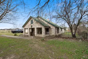 120 Davis Rd, Combine, TX 75159 - Photo 1