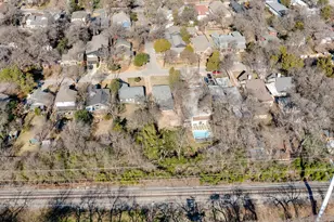 8942 Eustis Ave, Dallas, TX 75218 - Photo 33