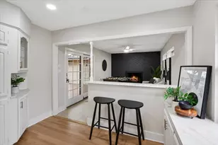 10524 Coleridge St, Dallas, TX 75218 - Photo 23