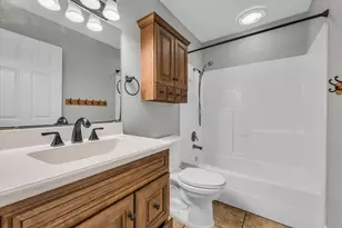 2152 Sommerfeld Dr, Waco, TX 76705 - Photo 17