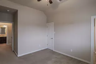 8008 Comstock Dr, Arlington, TX 76001 - Photo 23