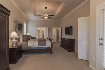 8008 Comstock Drive, Arlington, TX 76001 - Photo 11