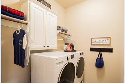 8008 Comstock Drive, Arlington, TX 76001 - Photo 27