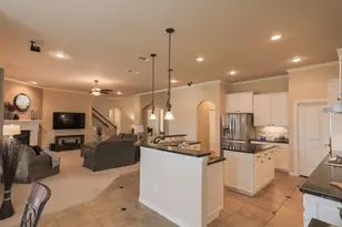 8008 Comstock Dr, Arlington, TX 76001 - Photo 3