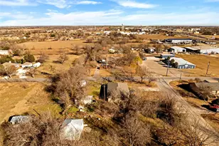 701 Keaton Road S, Sanger, TX 76266 - Photo 9