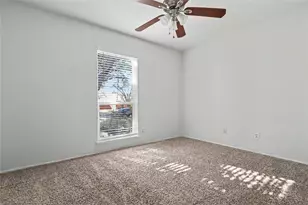 921 Middle Cove Dr, Plano, TX 75023 - Photo 9