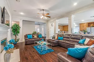 6873 Shoreway Dr, Grand Prairie, TX 75054 - Photo 7