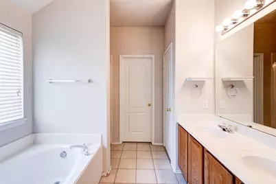 8417 Juliette Drive, McKinney, TX 75071 - Photo 11